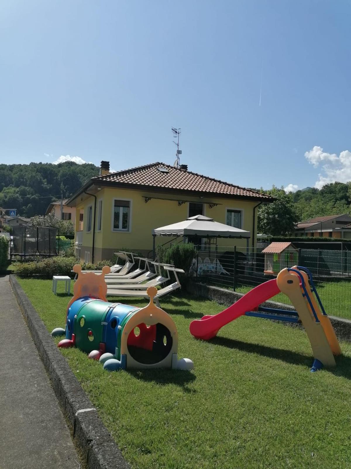 Casa Vacanza Elena San Bernardino Verbano エクステリア 写真